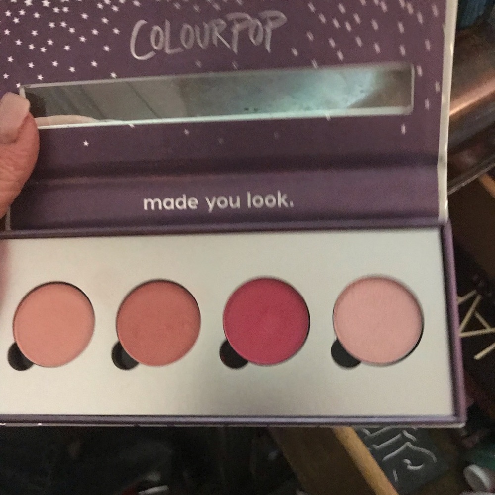 Mini colourpop palette